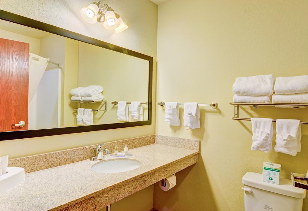 Cobblestone Hotel & Suites - Punxsutawney Kültér fotó