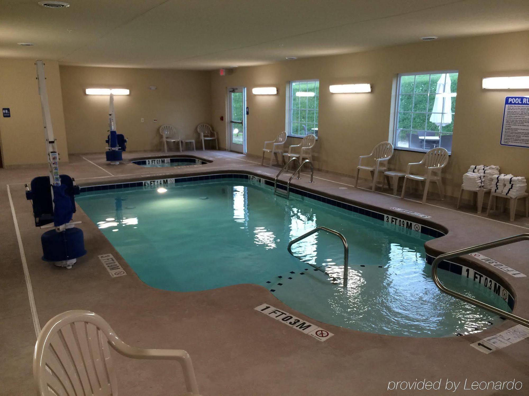 Cobblestone Hotel & Suites - Punxsutawney Kültér fotó