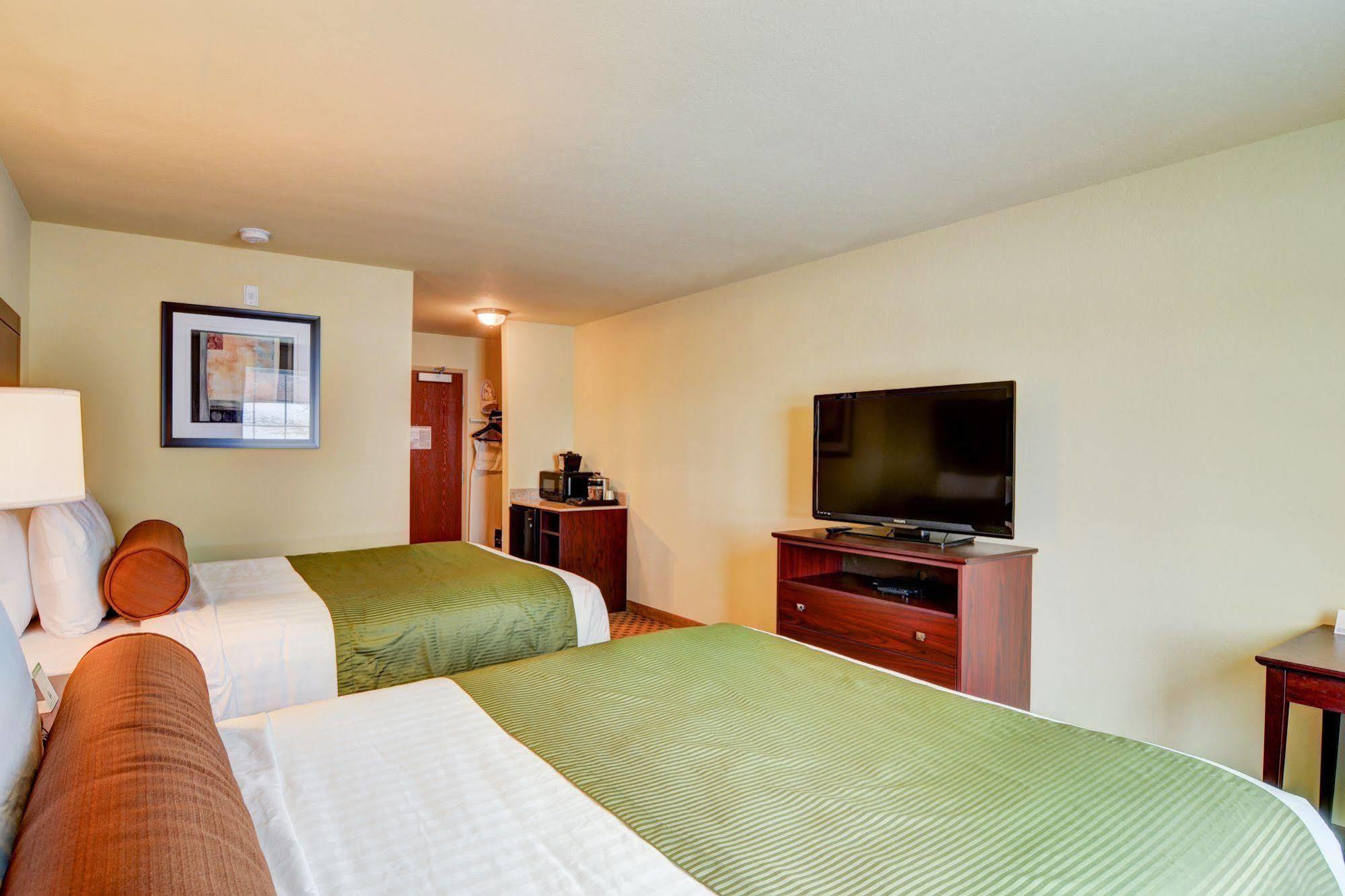 Cobblestone Hotel & Suites - Punxsutawney Kültér fotó