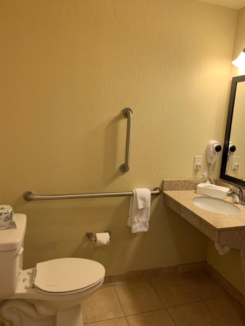 Cobblestone Hotel & Suites - Punxsutawney Kültér fotó